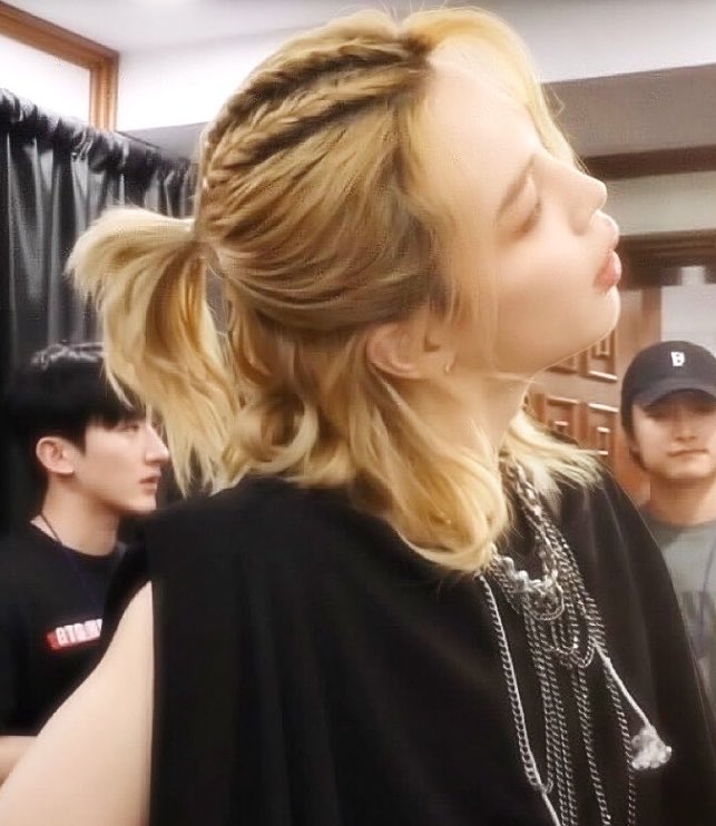 pjmitmuse's tweet photo. ⭐️👩🏼🌙🌟💫 https://t.co/2ZF0awXgJb