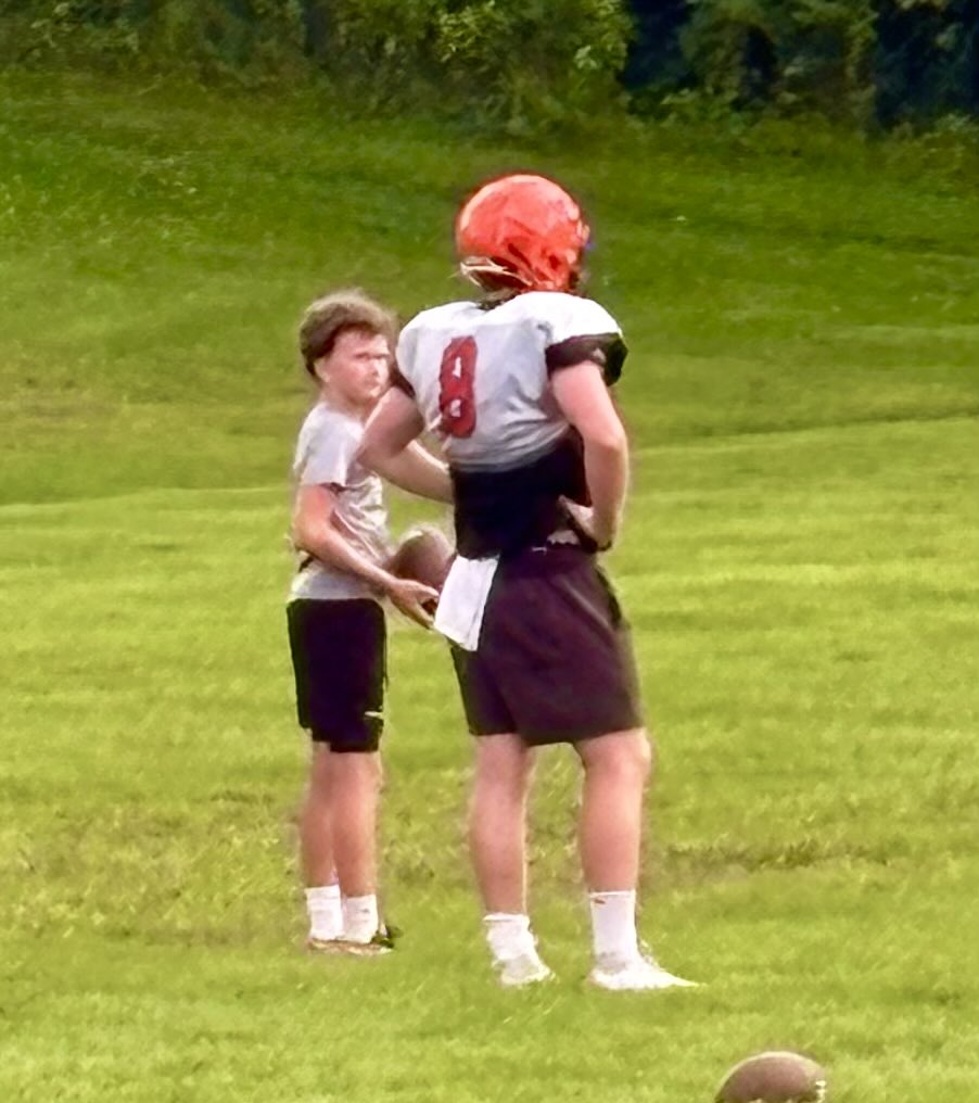 ConorDrnek's tweet photo. Awesome working with the next generation of Dover Modified Players!  Got the chance to train with my little bro @Thomas1Sports future QB1/S1 2032 Class! Give him a look and a follow! Some real ballers coming up!🐉⚔️ @CoachJonesDDFB @bcarrnjsports1 @MISTER_F00TBALL @JGonzalesJr10  @whosupnext23 @WeBelieveInMe_  @BLester1993 @cleats2whistle @Marchen44 @StephConn5 @RecruitMatador @DfwSho @HSFBamerica @FunFootballPod @NP4Football_OT @TheSportsPage4 @YAthletesF @PJSports @CoachDaniels06 @SunilSportsNews @XAthletes863 @bloodlinesport @Godsgift_Nate @CayaFitness @bench424nmore @DraftDiamonds @DmvsportsC @CoastRecruits  @SportswithEj @scoutSMART_ @RPOrecruits @ccprospects23 @PRZcory @TheTop5s_ @TAProfileAPP @TopPreps @Top25PublicHSFB @SchwartzAthSpot @BallCoachHP @CoachSHuggins @KurtAbrams @OganaMatt @raj_manjrekar @HerreraRecruits @Dtigers6685 @toby_lux @mosesk225 @N_W_Sports @5StarScouting