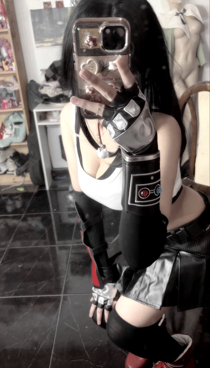 buniwaffle's tweet photo. tifa lockhart ! #findom https://t.co/qjIsFjQ7zo