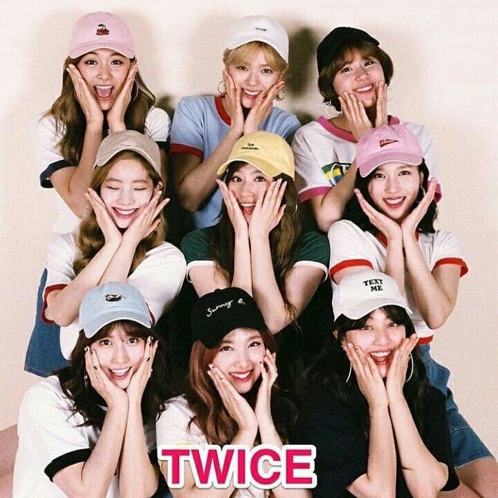 92_petulnia's tweet photo. Sdd de quando toda foto do Twice era tirada com elas assim https://t.co/Vn8CCeFDNQ