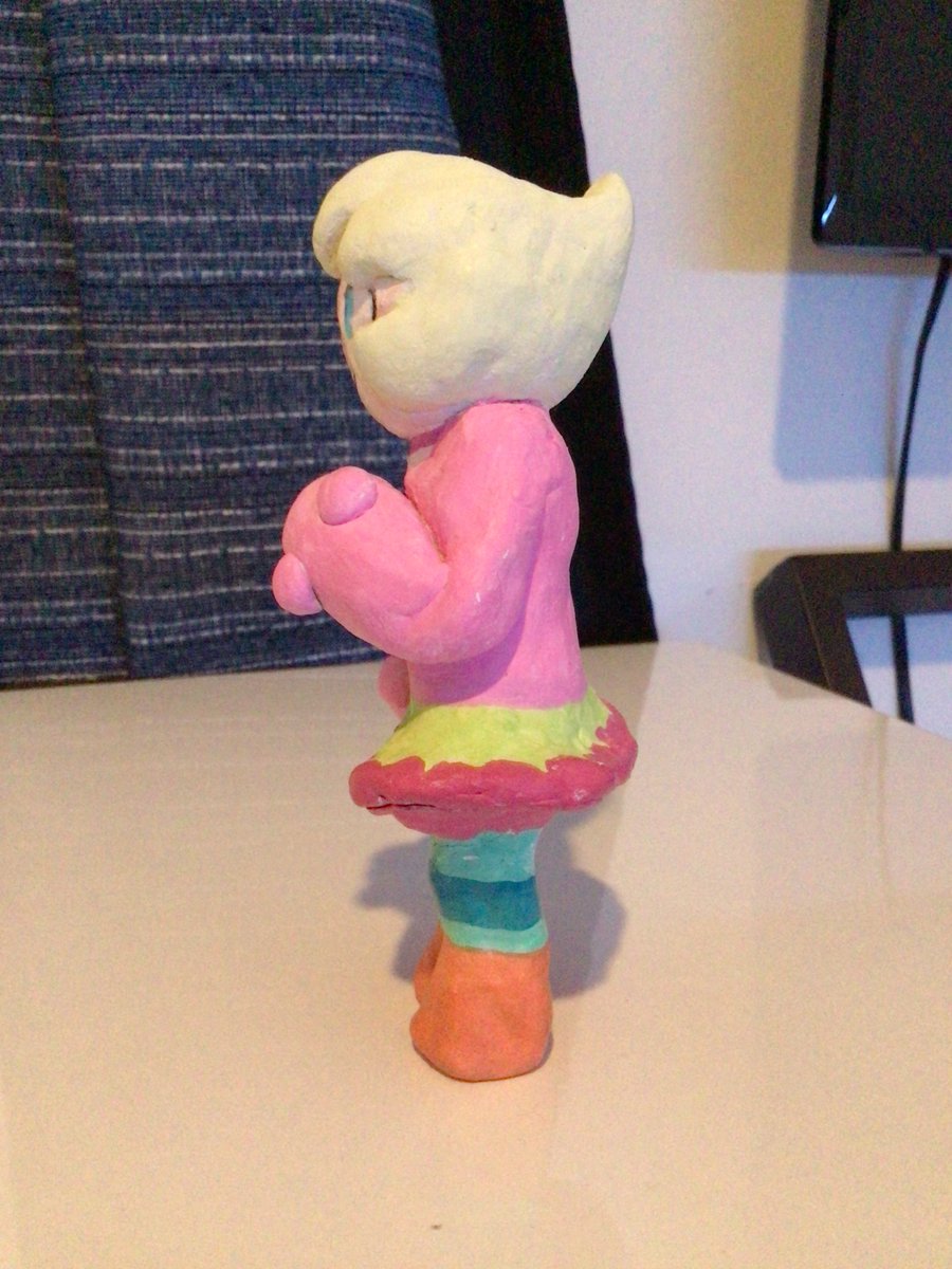 dotlita's tweet photo. look at her #symbionictitan #sbttwt https://t.co/Fuer8UMIkb