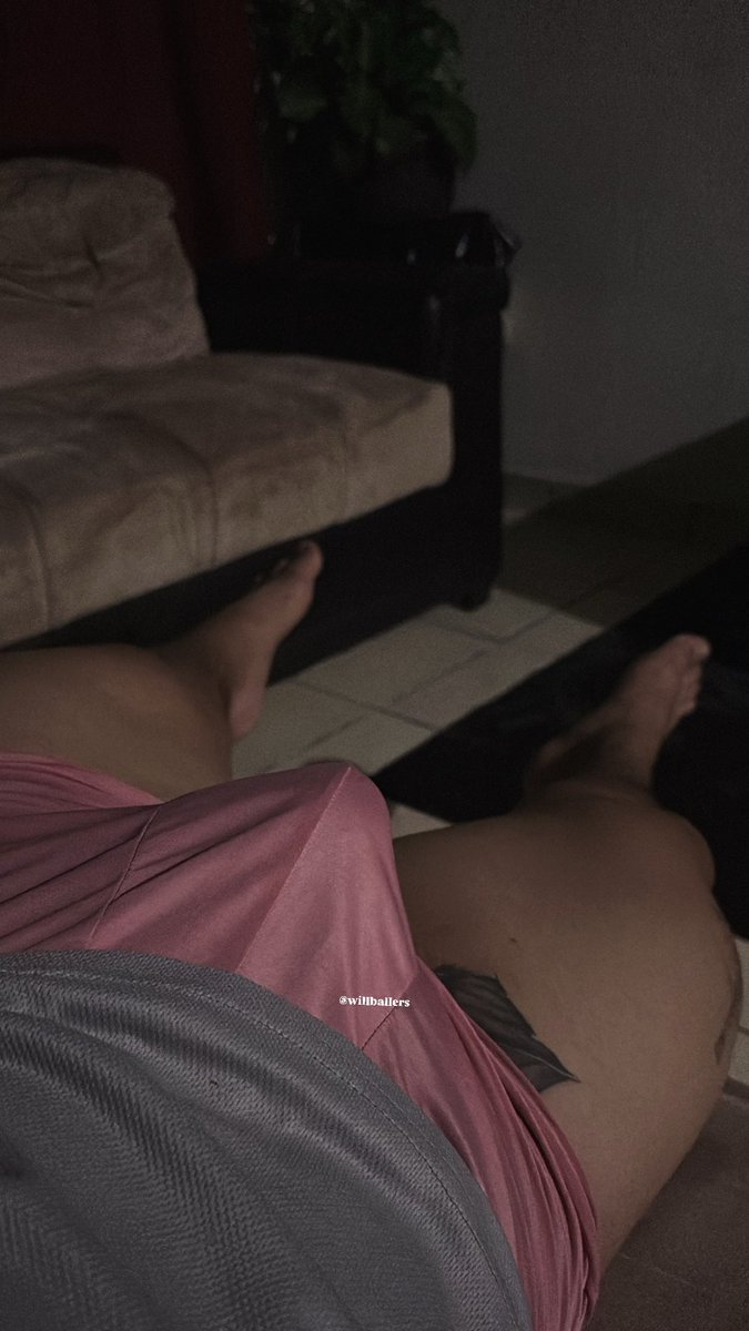 willballers1's tweet photo. Me duelen horrible las piernas 🤯🫩😥 https://t.co/lyj9uEDOh5