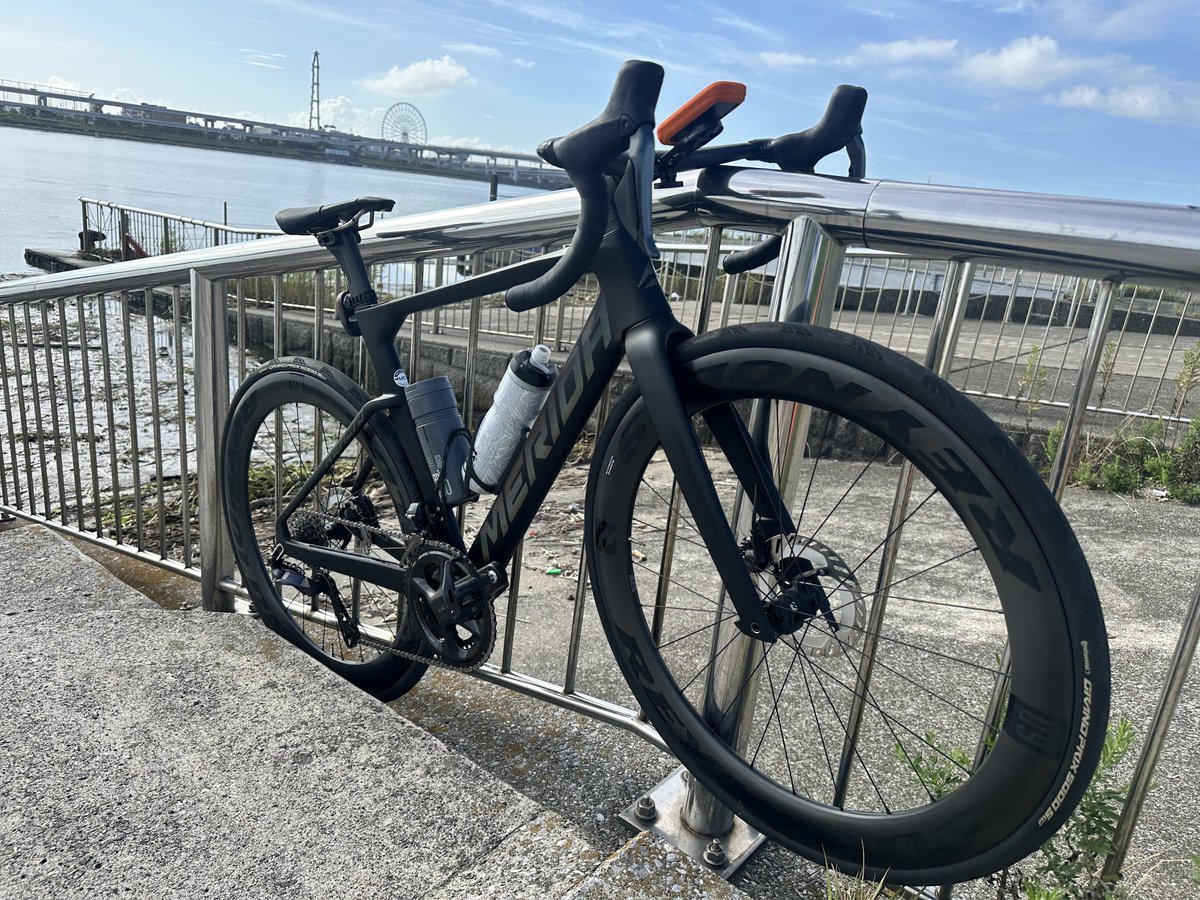 GFCP9A's tweet photo. 朝ライド🚴💨
 #MERIDA  #REACTO https://t.co/syZe7yLXWN