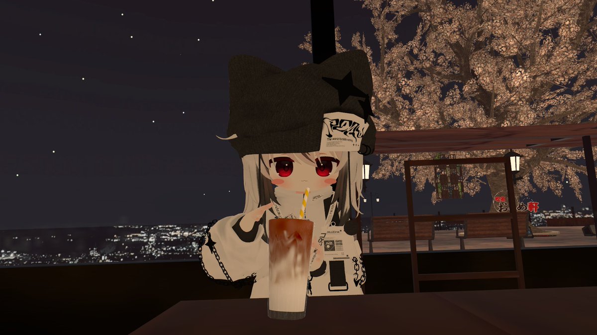manbaga87's tweet photo. #おこめ軒　いつものラテアイス飲んで満喫してきた
#café_AMLIVELL　来店してラテアイミント乗せ注文してまったりくつろいだよ　ルルネちゃんの日　特別営業開催されてたよ　自分はよくわからなかったけどね https://t.co/iVIr2xhSQC