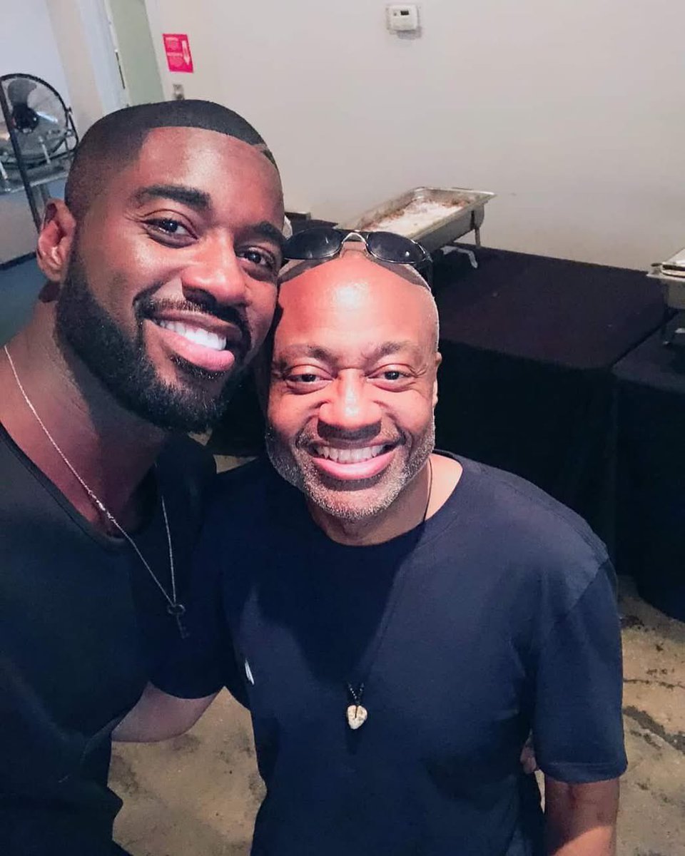 JamesEarlHardy's tweet photo. #FlashbackFriday

He appeared on the 21st century version of #BBoyBlues in 2001 &amp; #TheDayEazyEDied in 2002 – but we didn’t finally meet until 2018 @ the Gentlemans Ball in ATL ☺️🤗👍🏽

Wishing @Terrellmusic1 aka Varney in #BeautyInBlack 🔥 a better than jood 🎂! 🥳🎈🎁🍾⭐️🙏🏽✊🏽🤎 https://t.co/UBQjAmDDHg