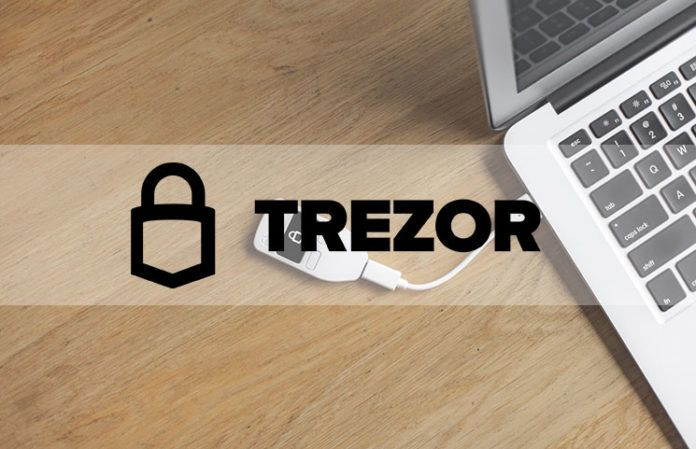 tuananh_95's tweet photo. Bác nào mua ví Trezor từ tháng 5 đến tháng 8 vừa rồi check ngay: 13.689 dữ liệu khách hàng (tên, SĐT, địa chỉ nhà) vừa bị leak do đối tác vận chuyển ShipMonk bị hack!

Mấy điểm chốt anh em cần nắm: • Chiêu trò: Bọn scam đang dùng đúng data này để gửi email phishing mạo danh Trezor, dọa "Lỗi firmware, vào verify trong 24h" để luộc 12/24 seedphrase. • Rủi ro: Lộ địa chỉ nhà + SĐT dạo này cực kỳ nguy hiểm, dễ bị nhắm tấn công ngoài đời thực.
👉 Việc cần xử lý ngay:
Thấy mail xúi update/verify ví -> Xóa thẳng tay.

Nhớ kĩ: Trezor KHÔNG BAO GIỜ bắt nhập 24 từ seedphrase lên web hay máy tính.

Nếu dính đợt mua này, đổi sang bộ seedphrase mới cho an toàn.

Ông nào dạo này nhận được mail đòi xác thực ví chưa?