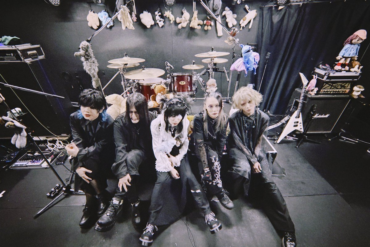 karma0404_9's tweet photo. 2026.08.14

Puppet†Dim

Gt.爽人-Mint-（Mana Diagram）
@Mint_69man

Gt.ばらん
@ballandayo

Ba.八坂康平
@reno_5_st

Dr.MAKI
@maki_superloud https://t.co/DVQKCwBkYX