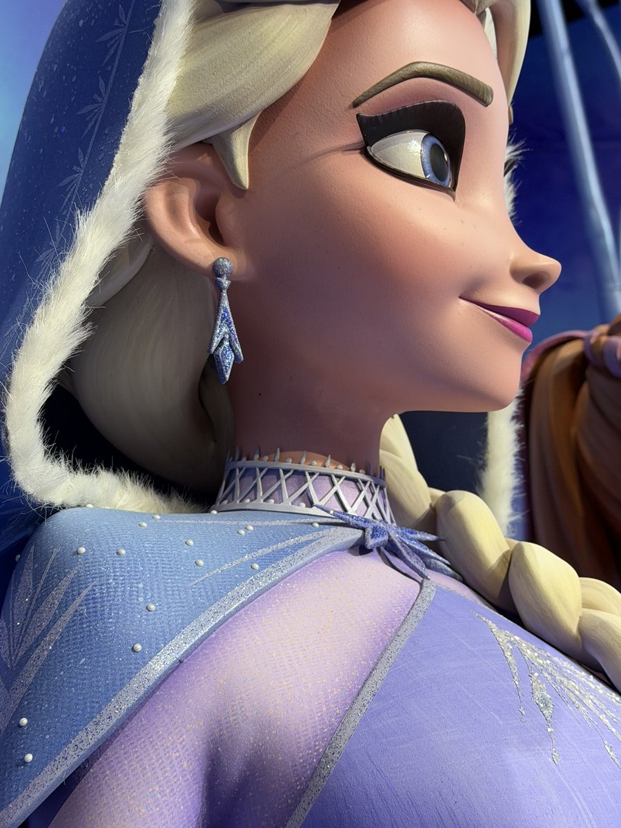 johnnydisney15's tweet photo. リクエストがあったんで反対側もどうぞ https://t.co/VACpJEIxKL