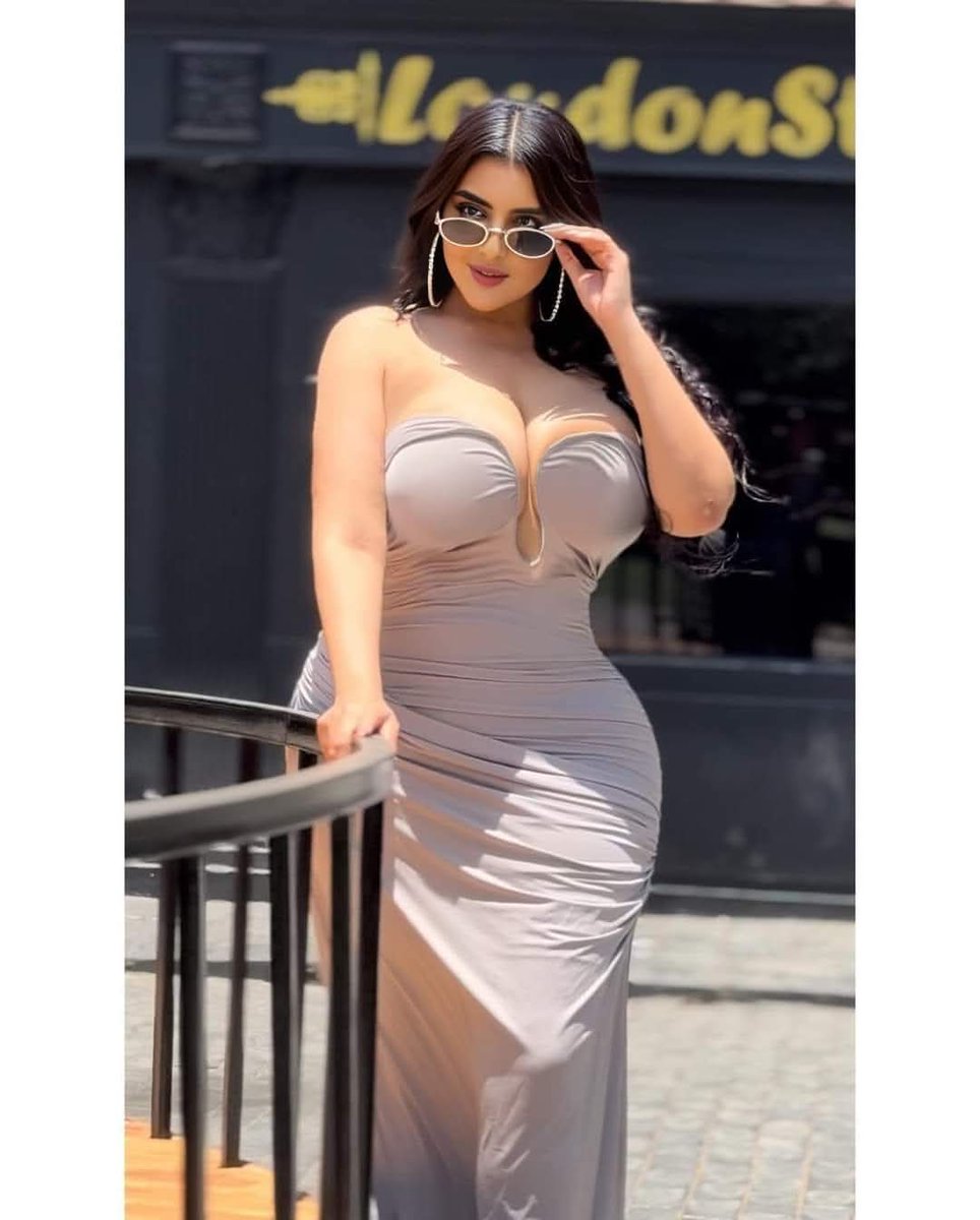 dsu5zpsk's tweet photo. 29 AVENUE HOCHE, 75008 PARIS https://t.co/HFuCaLaPng