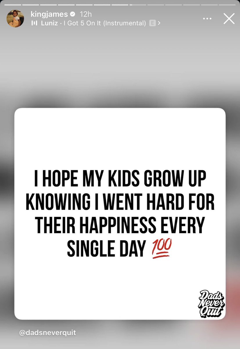 Bronupdates's tweet photo. LeBron reposts a quote to his Instagram ❤️

“I hope my kids grow up knowing I went hard for their happiness every single day 💯” https://t.co/M4tgERtDVW
