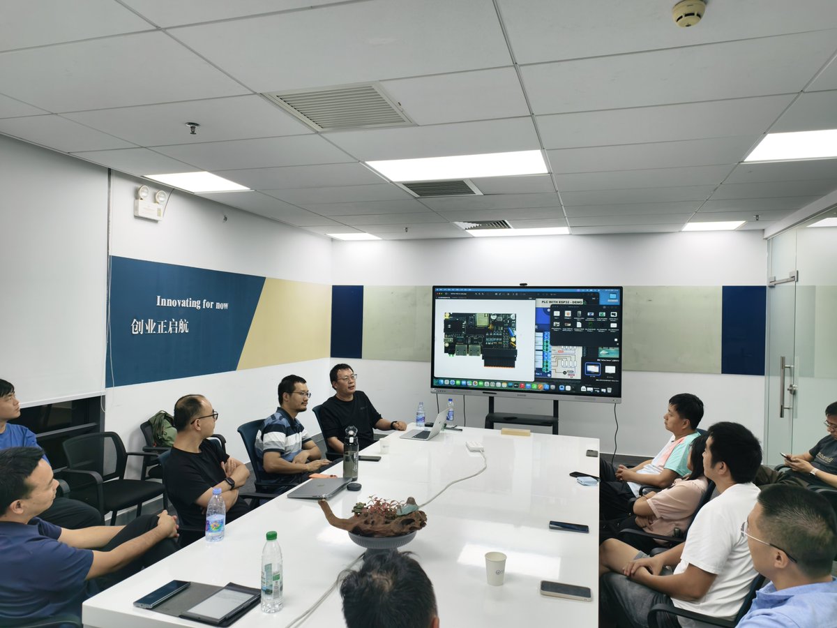 Open_Embed's tweet photo. We hosted a small workshop in Shenzhen last week. 
It's about the newly developed  module of ESP32-S31.
#Industry40   #IndustrialIOT #INDUSTRY  #esp32 #esp32s31 #EdgeComputing #plc https://t.co/KuKyKEEWbq