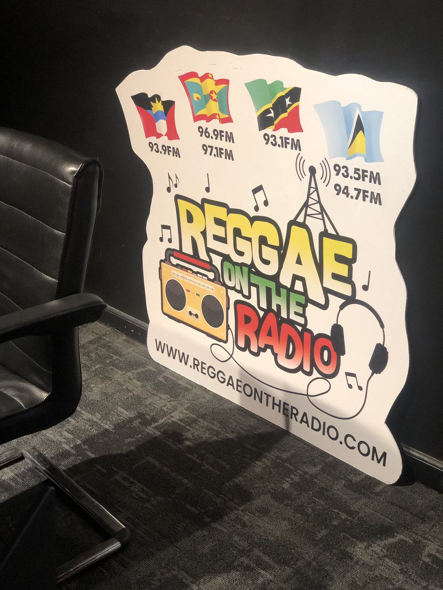 morganbeach23's tweet photo. Started something new this week: 

Mixes &amp; Blends with @QDRoss &amp; #MojitoKingServices on https://t.co/TbcMJ3bbXN - Wednesdays 6-9 PM! https://t.co/qziLv6psks