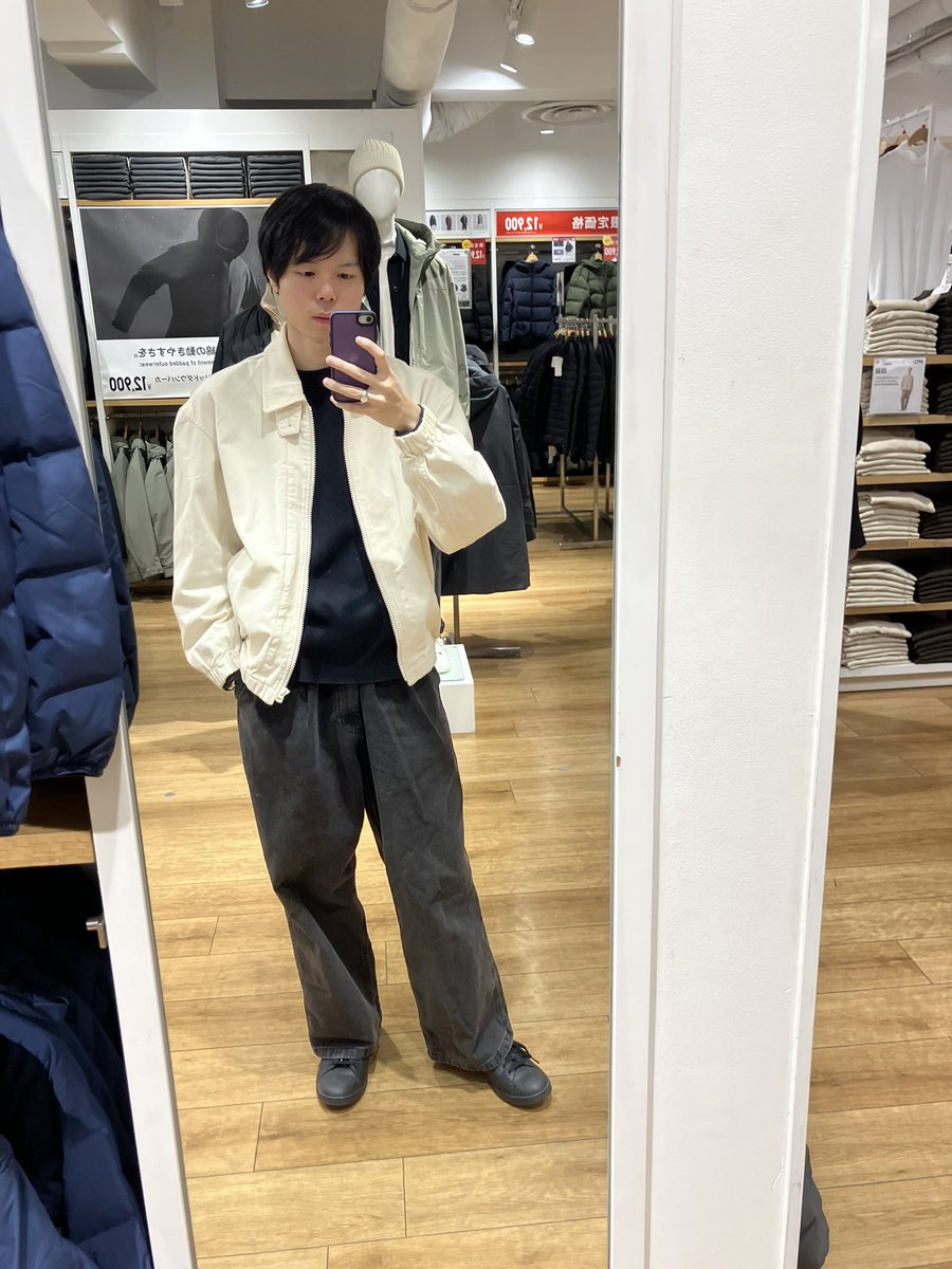 copasticme's tweet photo. この写真、人に見せるとブサイクとかキモいって言われるんだけど　そんなに悪いかな　私、殊　外見に限ってはよく褒められるんだけどな

というか外見だけで寄ってくる人が多すぎて辟易するくらいには客観的に認められてる　高校と大学はミスコンの候補でした https://t.co/TXAIYkGTmz