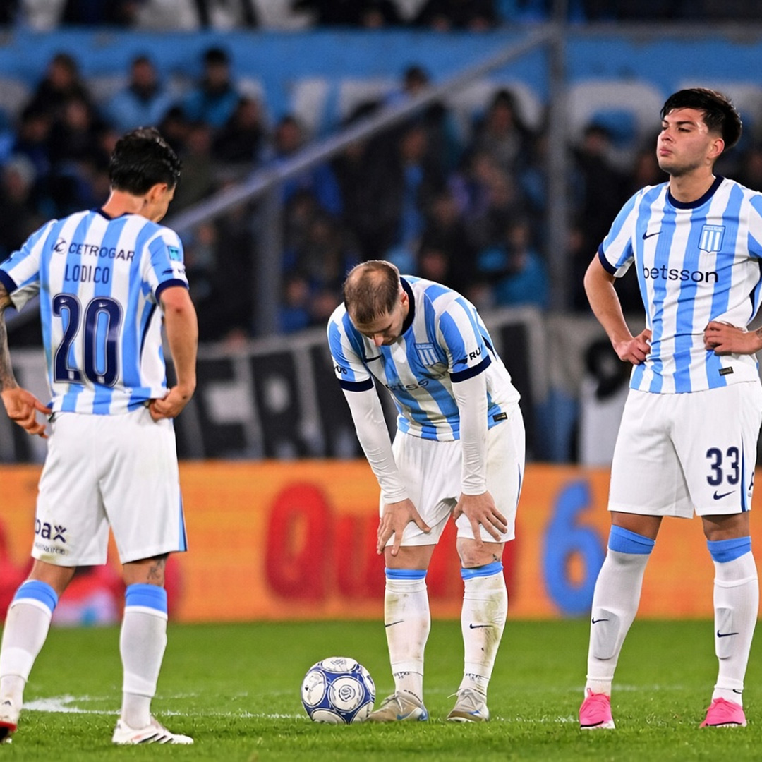 JulianMazzara's tweet photo. Qué difícil es esto. Debe ser el peor Racing de los últimos 15 años. Y eso que vi al equipo que peleó la Promoción. https://t.co/TQ49JWr6jX