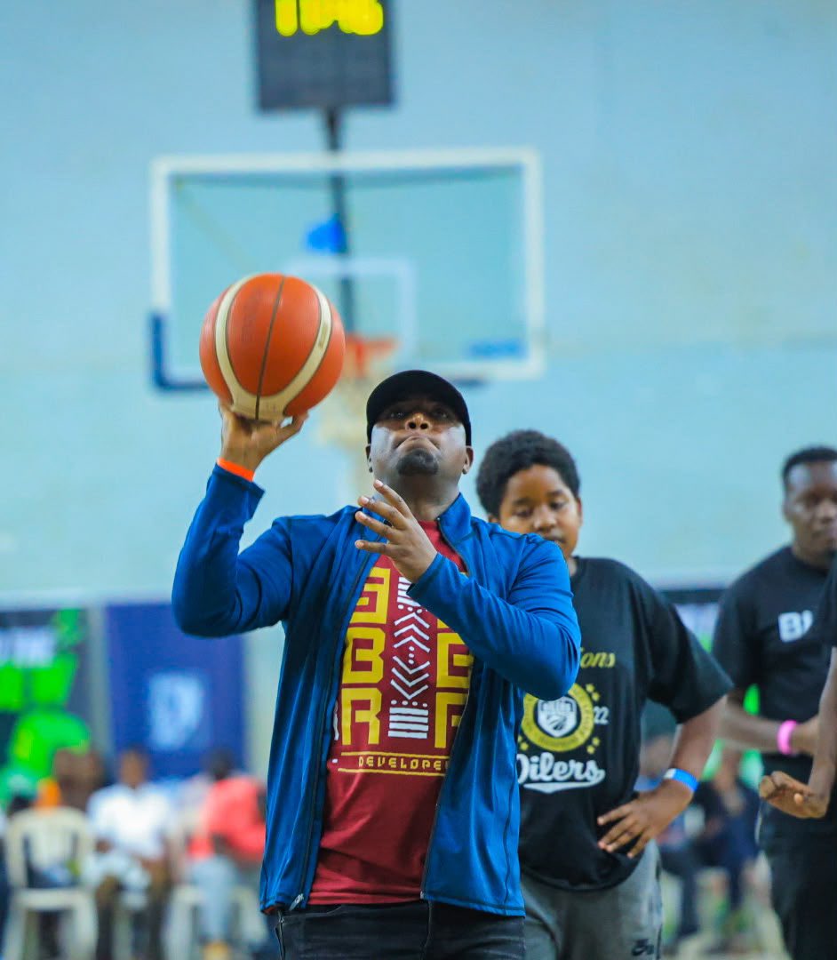 UBPA_'s tweet photo. Missed out on the half time challenge? We got you! It was all smiles at the @NblFuba finals. π. We are UBPA.
#UBPA https://t.co/5tY4pYYo0u
