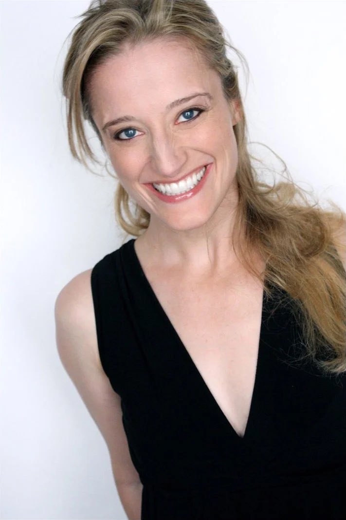 Animanga2020's tweet photo. #JenTaylor ((voice) actress) - #Cortana. #Halo @Halo #343Industries #HaloStudios #VideoGames #テレビゲーム #HaloCombatEvolvedAnniversary #HaloTheMasterChiefCollection #Xbox @XBOX https://t.co/BvCAyEWzVI