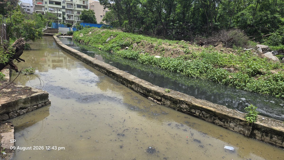 SP_Madhapur's tweet photo. Durgam cheruvu and it's connecting stormwater drains are at alarming levels. Another spell of heavy rain will inundate nearby colonies and Hitech City roads. Kindly visit the lake to know and to resolve inundation issues.

Visiting during monsoon will help to understand these long pending issues.