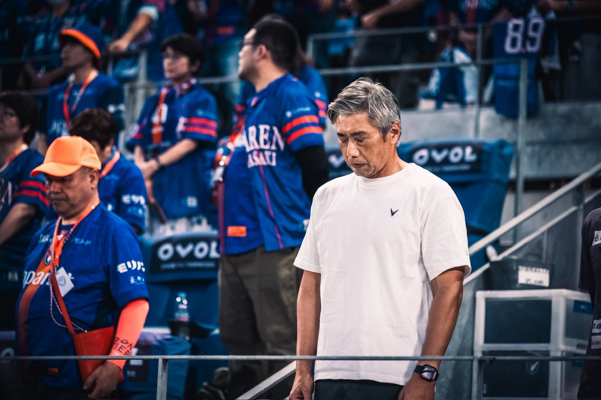 v_varenstaff's tweet photo. 𝙋𝙇𝘼𝙔 𝙁𝙊𝙍 𝙋𝙀𝘼𝘾𝙀🔷🔶

本日8月15日は終戦の日です。

スポーツができる日常に感謝し、
長崎から平和への想いを発信し続けます🕊️

#vvaren #長崎を最後の被爆地に #平和 https://t.co/mf4OA1ms7J