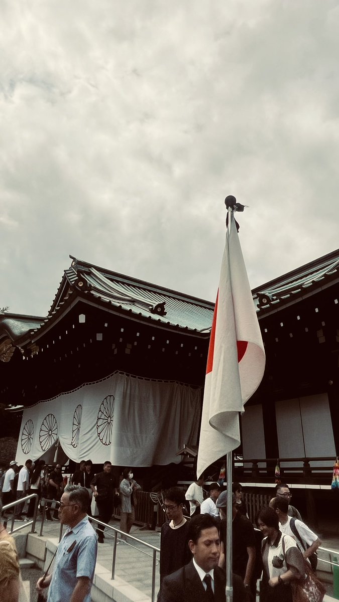 issatsu01's tweet photo. 8月15日
英霊追悼の日 https://t.co/y3xLDaLR7n