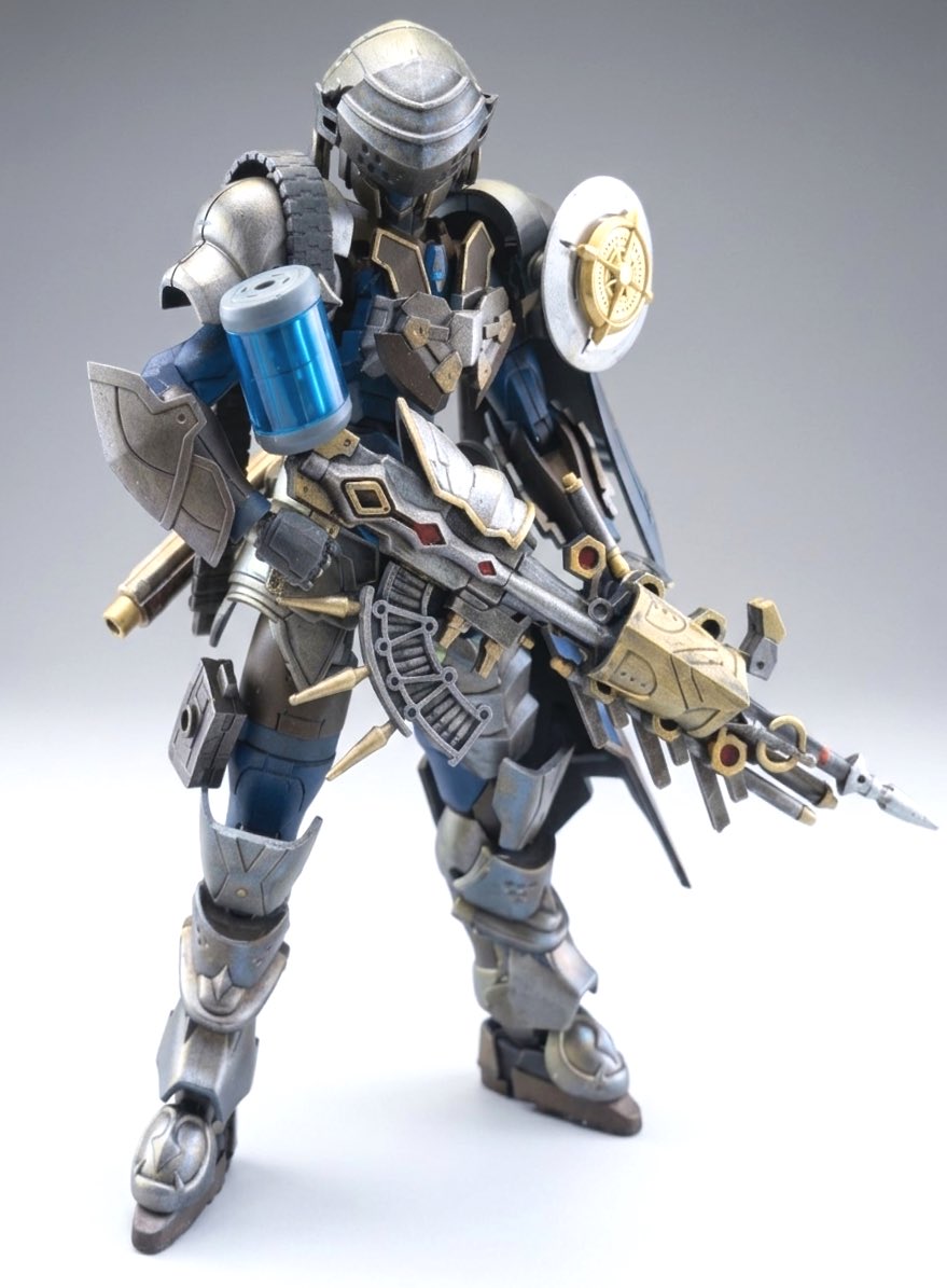 surt_muspeil's tweet photo. #30MF財宝争奪戦
#魔術で参戦
#30MF

 べルドゥール（Beldur）

ジョブ ：アークガンナー〈Class Ⅲ〉
エレメント：水
武器: エル・クリスト・バスター

かつて古代文明の遺跡の調査を行っていた熟練のアーティファクト・ハンター兼兵士。
寡黙で冷静沈着、無駄な動きを削ぎ落とした確実な戦術を好む。
遺跡の最深部から発掘された、古代文明の要塞防衛用高出力兵器のコアパーツを組み替えて建造された試作型バスターライフル、エル・クリスト・バスターはエレメンコアから発生するエネルギーを高圧縮して
光弾を打ち出す。その威力は装甲だけでなく、魔法障壁や空間の歪みすら穿ち抜く絶大な破壊力を持つ。
