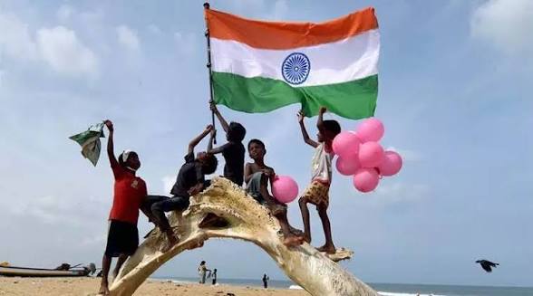 jayasarcasm4's tweet photo. The flame of liberty kindled by our ancestors still burns bright. Let us protect it with courage, integrity and unwavering patriotism.
#IndependenceDay
#JaiHind https://t.co/iYPDgi8WJQ