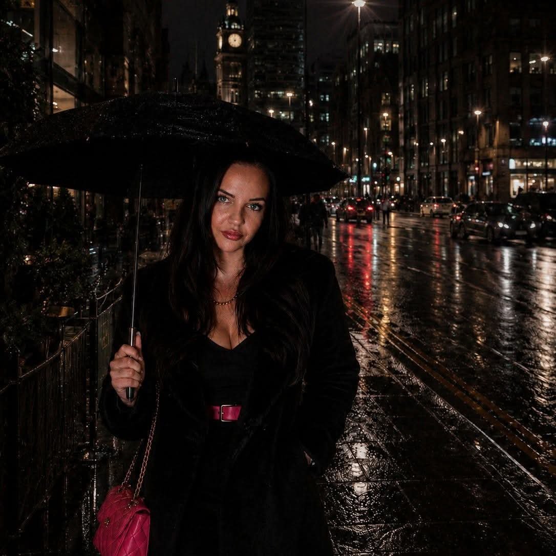 NikkdeppNikki's tweet photo. lease bring the #rain  back now. #manchester just isnt the same without it.. please 🙏.. its been a glorious summer heatwave.. but im a #storm #girlie #mjfan #always https://t.co/WvLpCQ4hKk