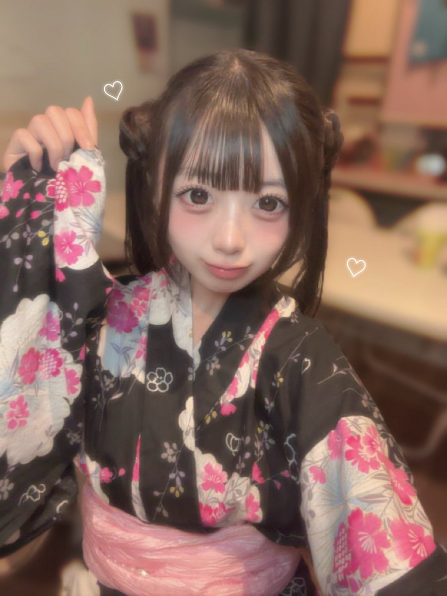 meru__moco's tweet photo. ♡8/14♡
夏祭りイベントありがとうございました🎐꙳⋆浴衣ドレスもセーラームーンヘアも褒めてもらえて嬉しかった🥹💘チェキ沢山❕しあわせ❕🎵

お礼ツリー⤵️ https://t.co/wnAzXGCyvi