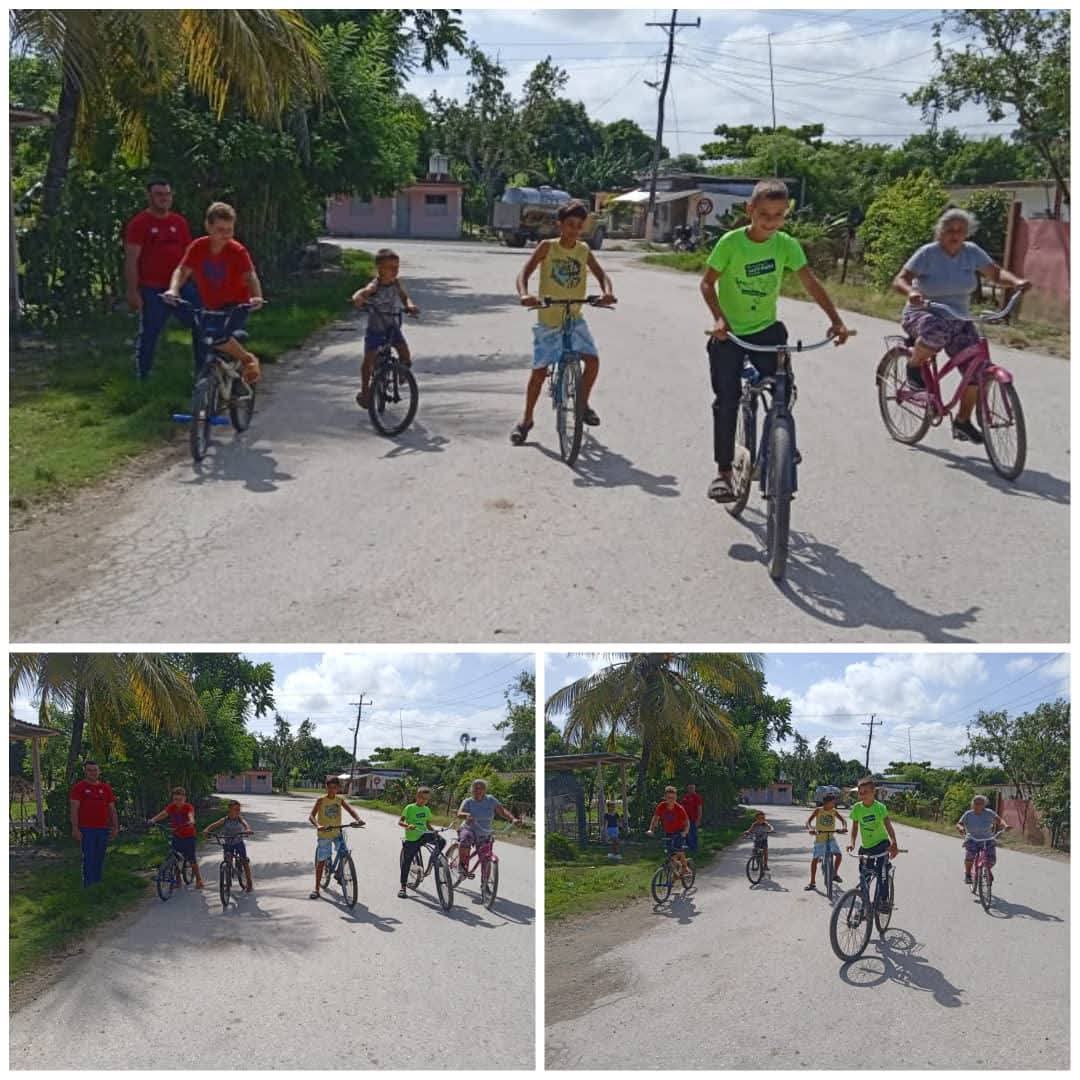 InderRemedios's tweet photo. Actividades recreativas en el Consejo Popular Tahón-Francisco Pérez con los profesores del Combinado Deportivo  "Camilo Cienfuegos"#Zulueta 
📸 LuisYordanisJiménez aliasWilson.
#NuestroRemedios
#InderCuba
#VillaClaraConTodos 
#BarrioParticipativo 
#CubaActivaySaludable https://t.co/66CYFRaMwK