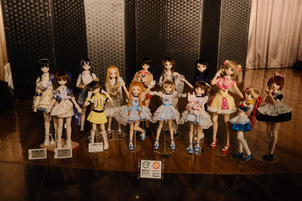 fudsuki's tweet photo. #デレマスドール部 配置完了です！
#PとPのトイボックス https://t.co/bvvp3CBNUe