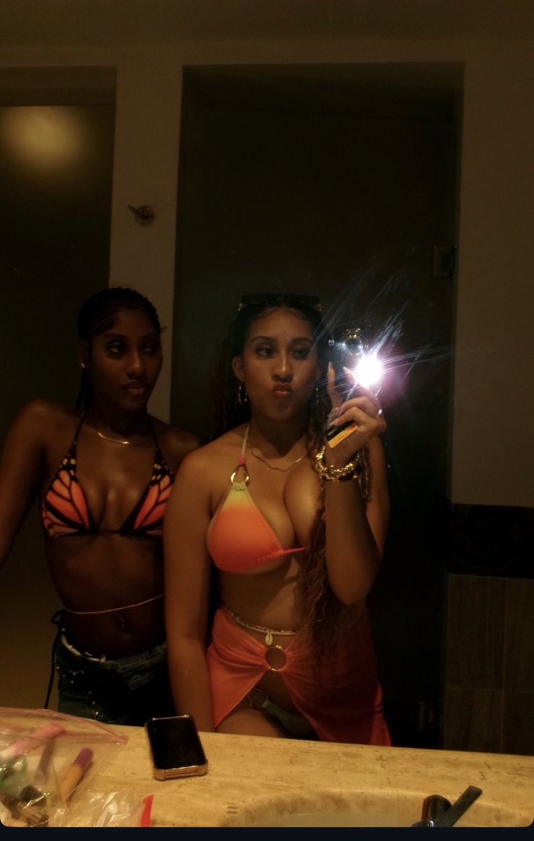 KevGzhes2's tweet photo. #rackattack #boobmogged #milkersmaxxing https://t.co/z2Jpa00ofm