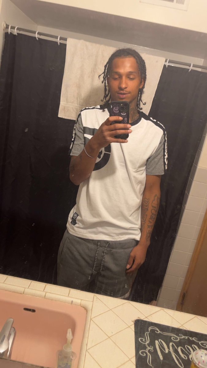 Elitothrowed's tweet photo. Text or sum👀 https://t.co/eOnMKI8abl