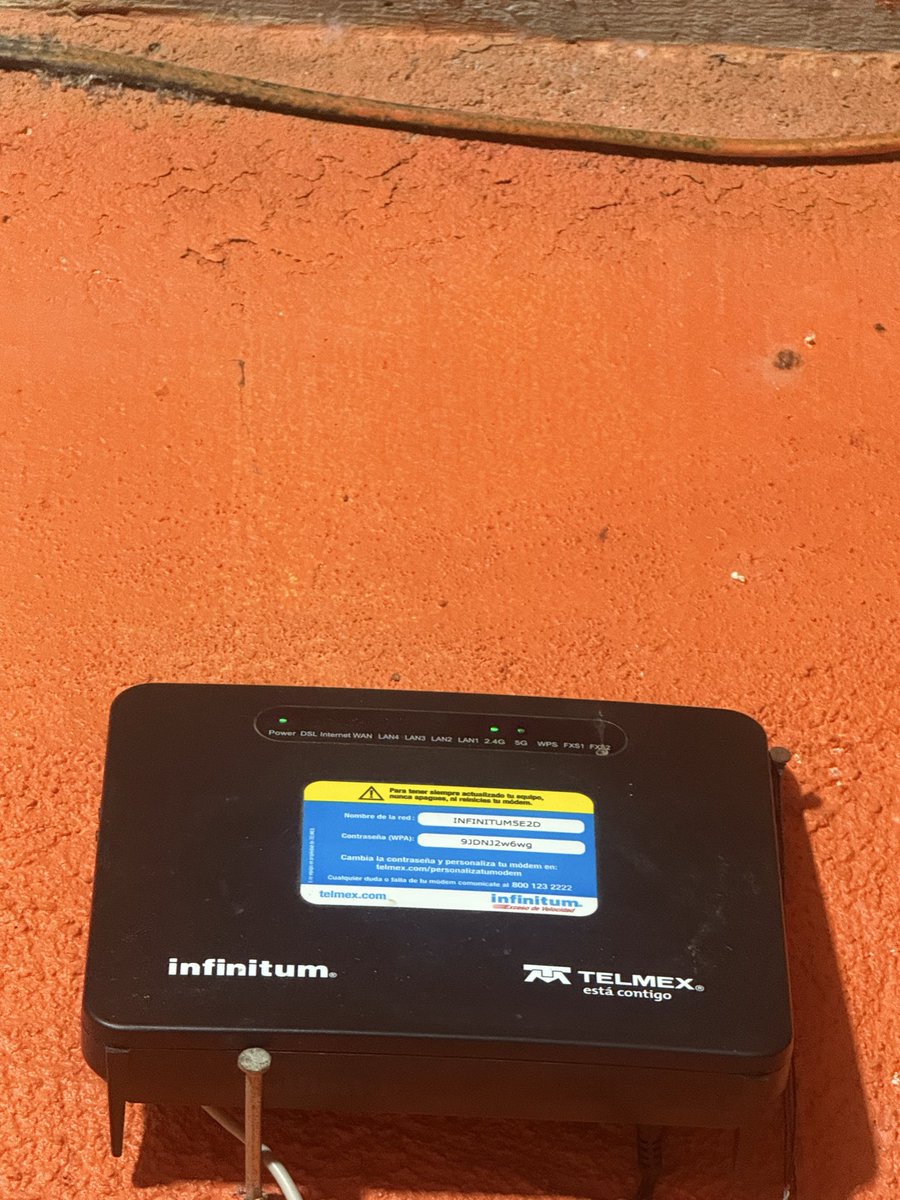 JoseVenegazctl's tweet photo. @TELMEXSoluciona @Profeco @Telmex Sin servicio desde el día 30 de julio @Profeco https://t.co/ZY0i8ACbG0