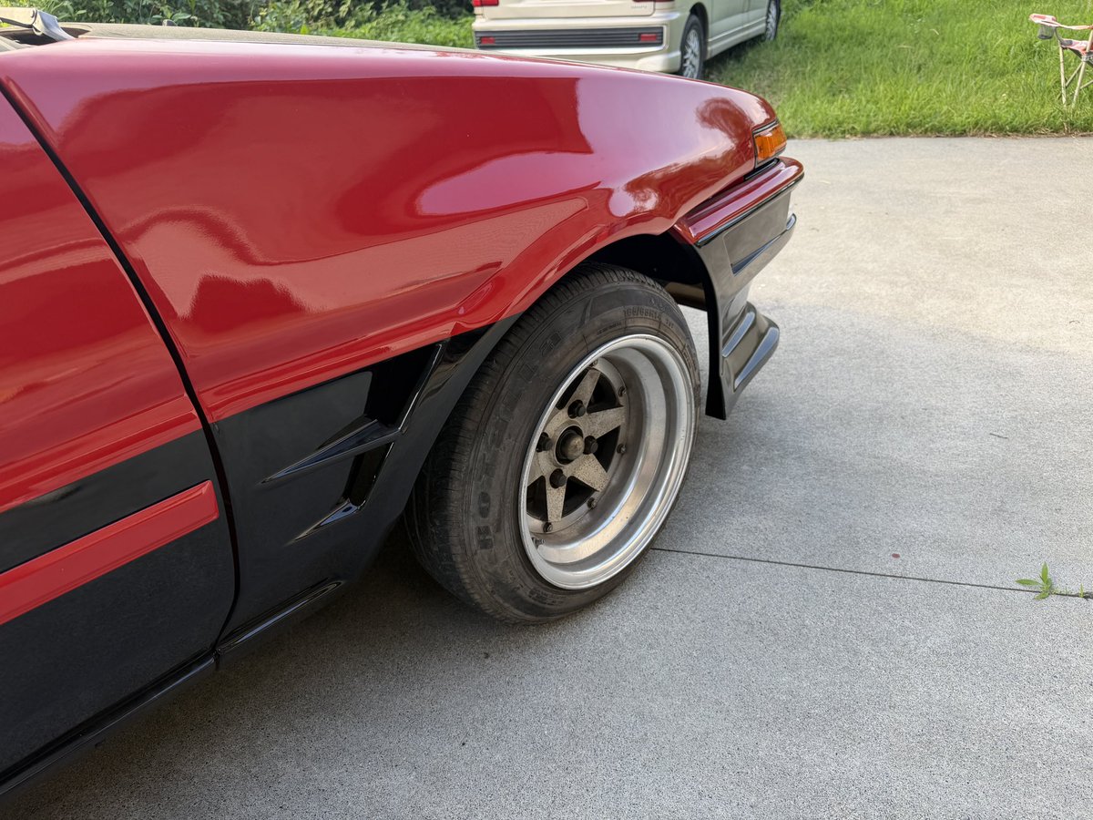 Trash_garage26's tweet photo. AE86売ります　370万
S61後期GTV 3dr トレノ
走行距離：109,474km
4スロ・ハイカム・カムプーリー・エキマニ・フリーダムECU
社外アーム(純正あり)
LSD、ワンオフマフラー、ロールバー(サイドバー)、バケット2脚、内装付き
社外フェンダー、エアロ、ボンネット
ブレーキOH済み https://t.co/jJvUJfX8TF