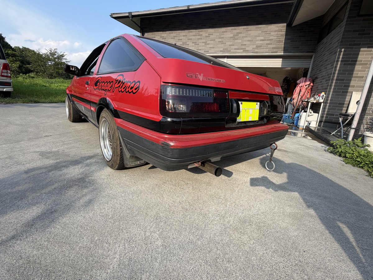 Trash_garage26's tweet photo. AE86売ります　370万
S61後期GTV 3dr トレノ
走行距離：109,474km
4スロ・ハイカム・カムプーリー・エキマニ・フリーダムECU
社外アーム(純正あり)
LSD、ワンオフマフラー、ロールバー(サイドバー)、バケット2脚、内装付き
社外フェンダー、エアロ、ボンネット
ブレーキOH済み https://t.co/jJvUJfX8TF