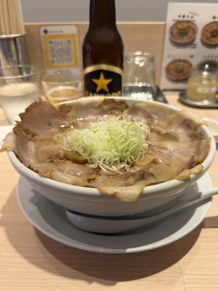 prowrestler_d's tweet photo. 京都朝ラー研修
前から行ってみたかったお店
塩そば並900円
チャーシュー増し250円
白ごはん小100円
京都は塩ラーメン少ないから
知られてないだけだと思う https://t.co/KJkFjZdgVF