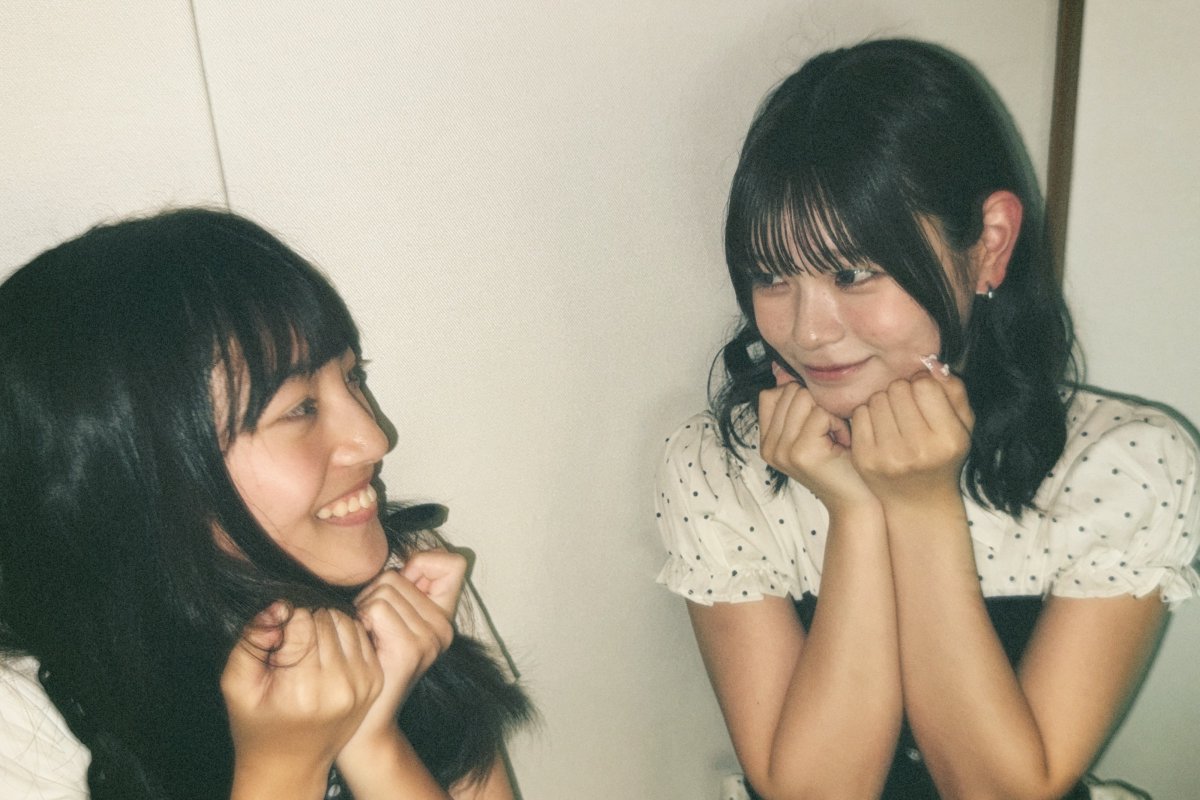 beyodoyo795's tweet photo. 〔📷 #ビヨドヨのおすそわけ 〕

　　#杉山結菜× #筒井澪心

　　 Photo by #清野桃々姫

#BEYOOOOONDS
#ocha_norma
#ビヨのおすそわけ
#ビヨドヨ795 https://t.co/ywWSoHBqdq