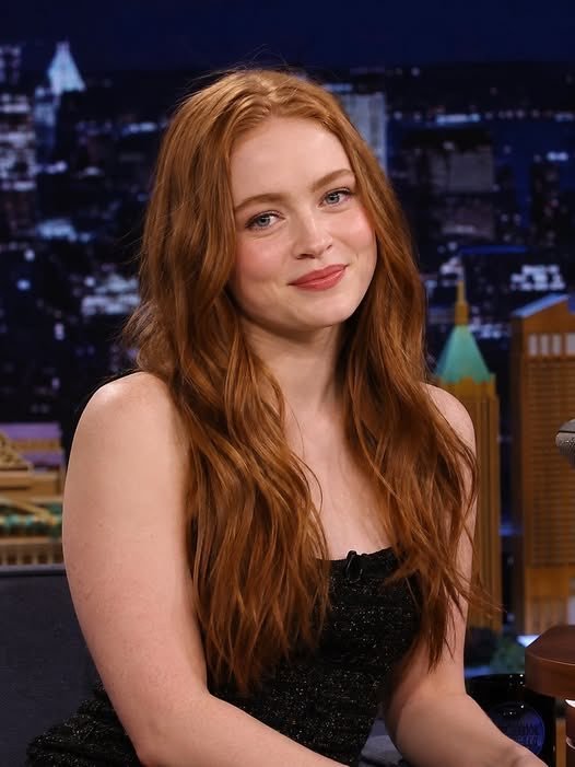 Bhagyasreestan's tweet photo. Started Day with Sadie Sink 🖤✨️ https://t.co/KmbJ2FlmuF