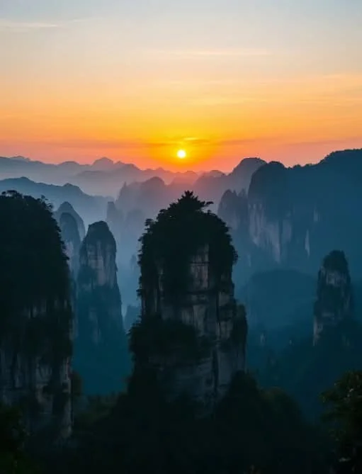 AmlyxaYu's tweet photo. best view in zhangjiajie https://t.co/45ivO3A6cB