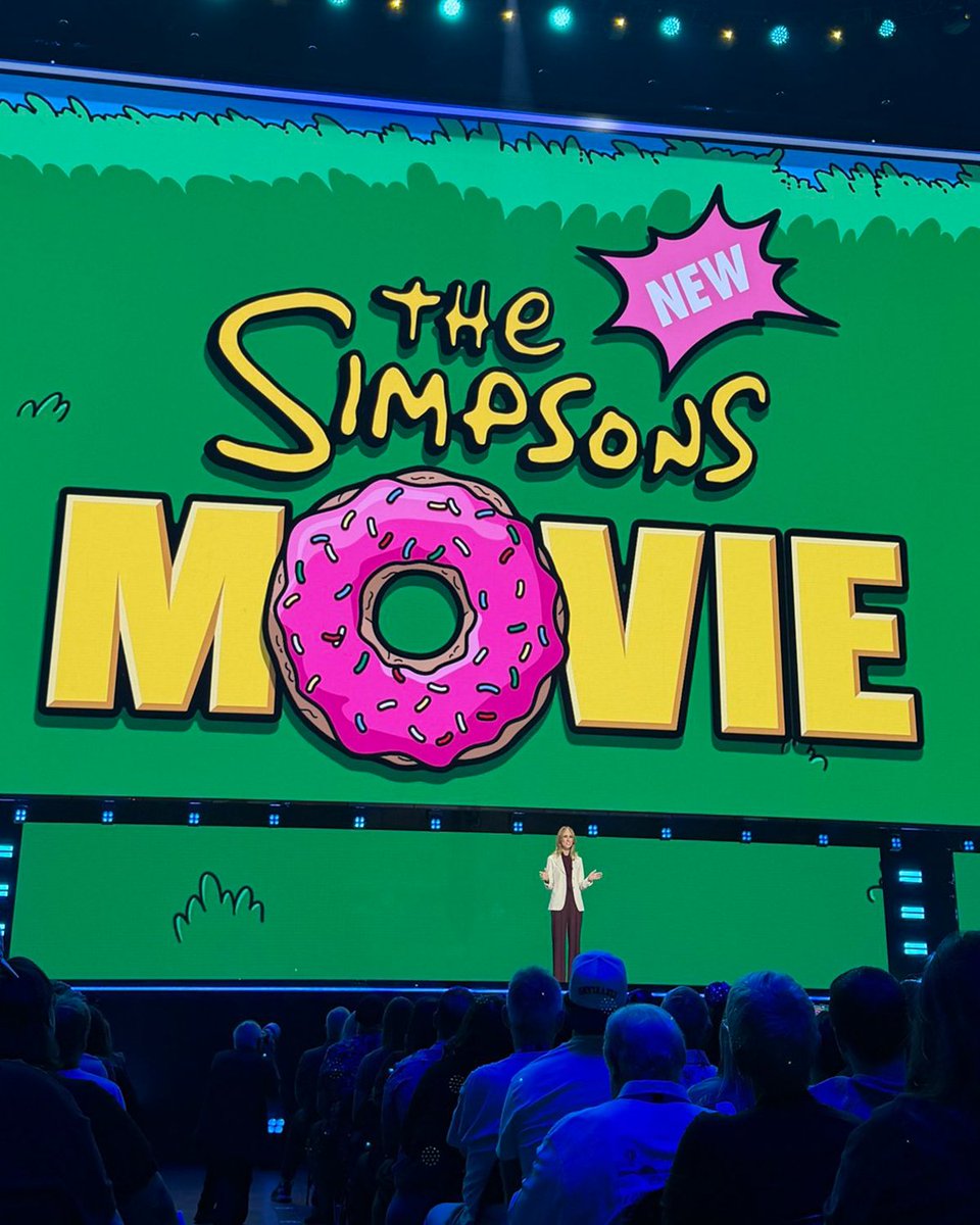 20thcenturyla's tweet photo. ¡Anda la osa! Los Simpson, la NUEVA película, llegará a los cines en septiembre del 2027. #D23. https://t.co/RLQjDhfkMm