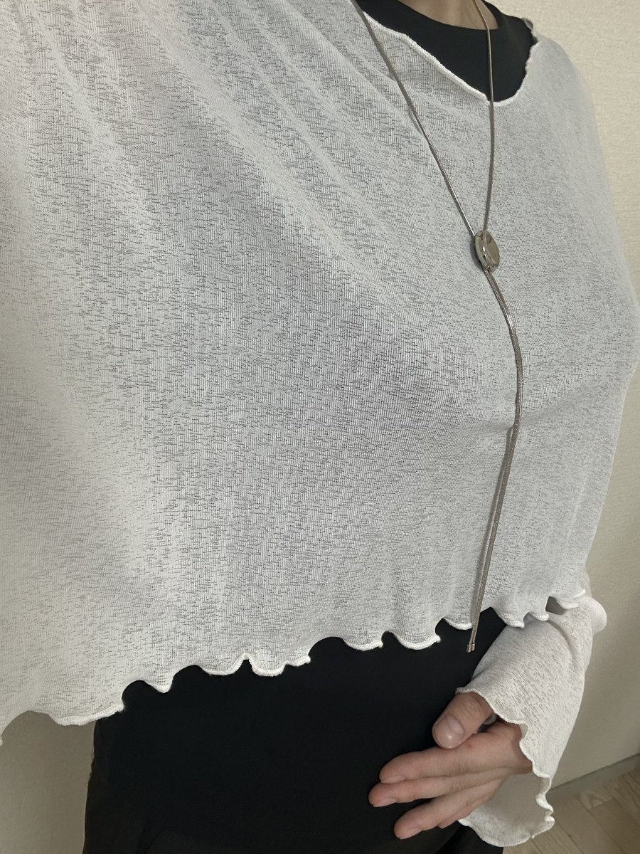 Ylt2Snoopy's tweet photo. 本日の服装！
普段と違うアングルも載せてみよ

んー、最近オシャレサボってるな😅
組み合わせが前回も今回も微妙((~°-°~))

また、色々組み合わせ調べたり勉強しよ！
暑すぎて、楽さ優先になっちゃってる💦
けど、全身真っ黒さ避けるようにしてる！暑すぎるから！笑

＃本日の服装 https://t.co/sKAeVsh6vt