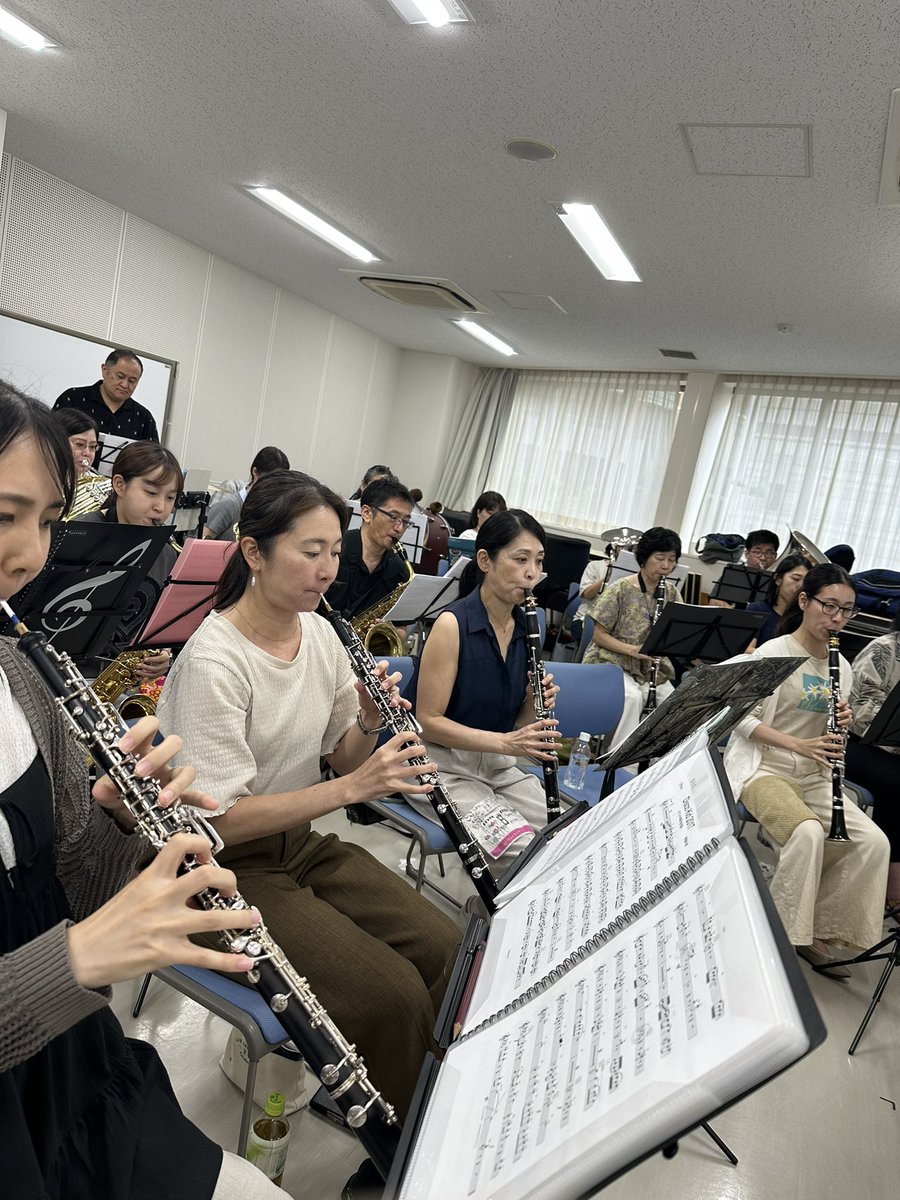mwe_marusui's tweet photo. MWE's Third Regular Concert is 14days away! Today’s practice was more detail-oriented, and next week is the dress rehearsal.
#吹奏楽 #吹奏楽部 #吹奏楽団 #吹奏楽好きな人と繋がりたい #音楽好きな人と繋がりたい #マルチフォニック吹奏楽団 #まるすい #mwe #multiphonicwindensemble https://t.co/YKIYQAJsr6