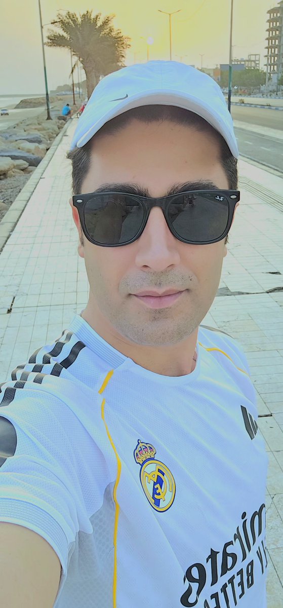 ariya_nouri's tweet photo. پیاده روی صبح ساحل خواجه‌عطا https://t.co/A0LyWSpbe7