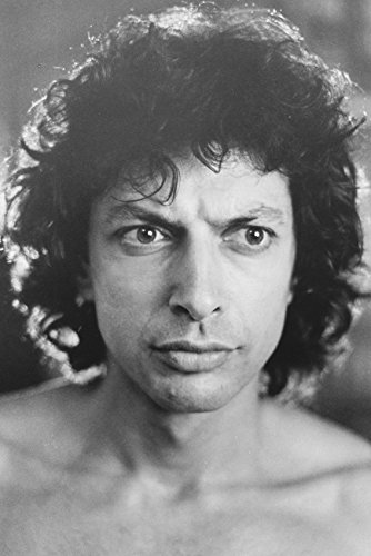LeMarquePage's tweet photo. Il y a 40 ans, un acteur incroyable nous quittait.
Mais le ciel n'est jamais vide et une étoile en a remplacé une autre: la mouche la plus douée de l'histoire du cinéma. Bravo à sa persévérance et à ses 40 ans de carrière. https://t.co/VOQaRWRLix