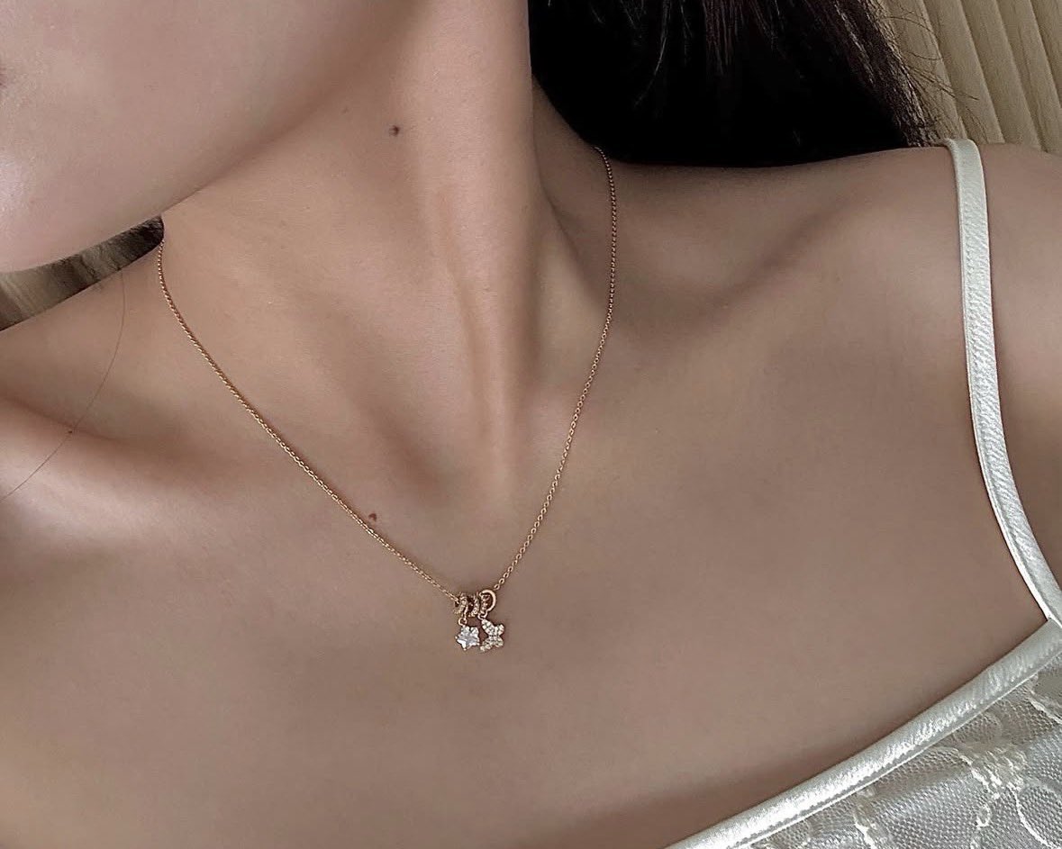 yoxrgravity's tweet photo. ทางนี้ซื้อ jewelry ให้เพื่อน เพื่อนชอบมากกกก ของแบรนด์ socrush.bkk ช่วงนี้วนเข้าบ่อย จะเป็นฟีลคุณหนู ลัคชู แหวน กำไล สร้อยราคา 200-300 เอง ไม่ลอกไม่ดำด้วย ✨ https://t.co/PSKa3lXUe3