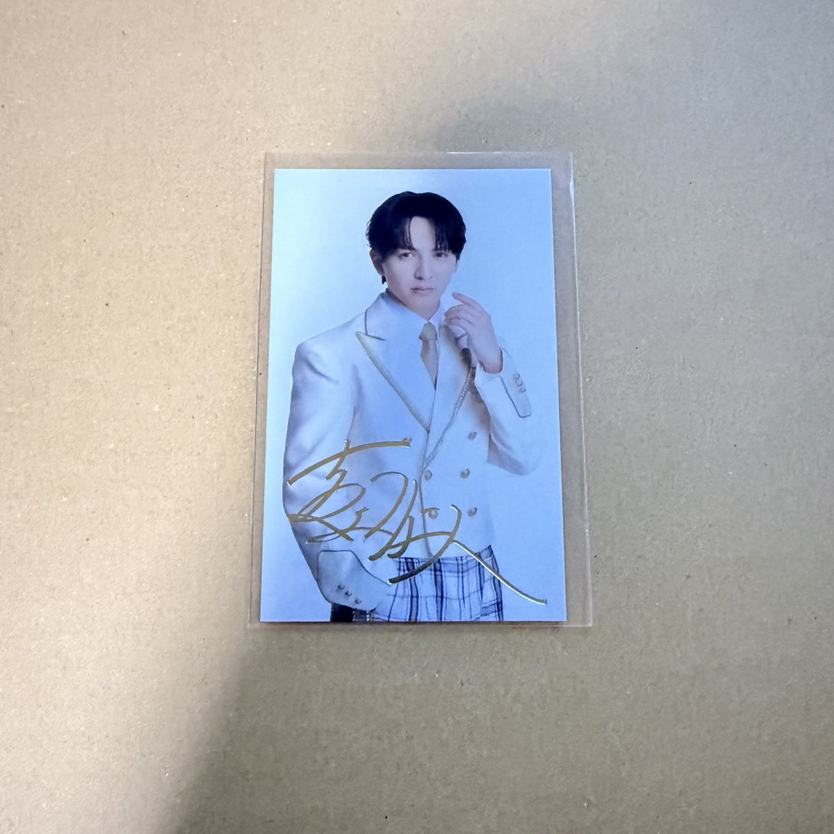 7_ak_ra's tweet photo. Yes!東京 HMV サイン 箔押しトレカ
交換

【譲】吉田仁人

【求】買取（相場買取）ご提示ください

エビライ16日手渡し可能です。
お心あたりのある方がいらっしゃいましたらお気軽にお声掛けください。 https://t.co/watir2nC68