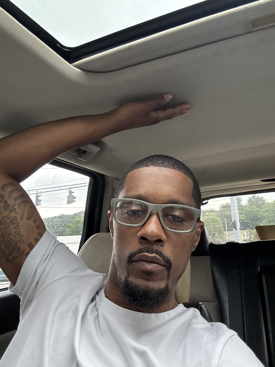 babyl4rd's tweet photo. call toodie all he know is get off https://t.co/HcvB5bu1xu