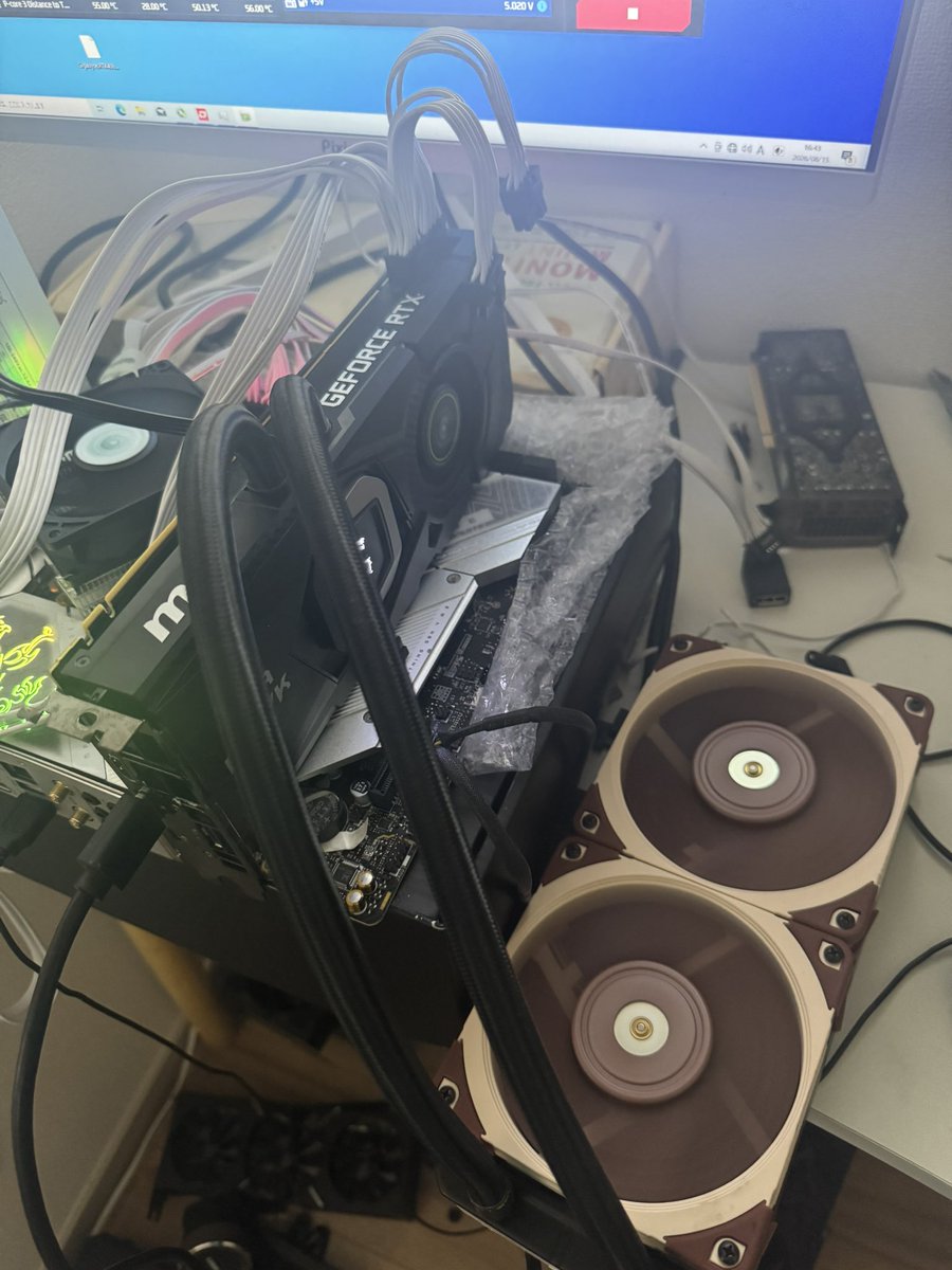 RTX 2080 Ti 22GB、現在テスト中！ 無事に動作するか、しっかり