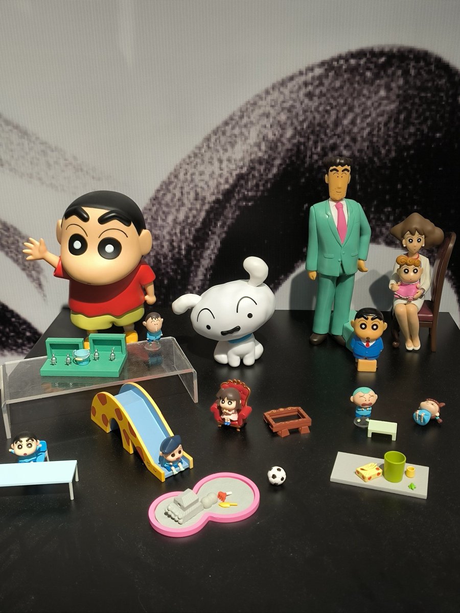 LeonirdeL's tweet photo. Just hit the city’s pop culture convention booth—got a limited-edition anime pin and chatted with my favorite voice actor! What a hype Saturday https://t.co/yq32oDksED