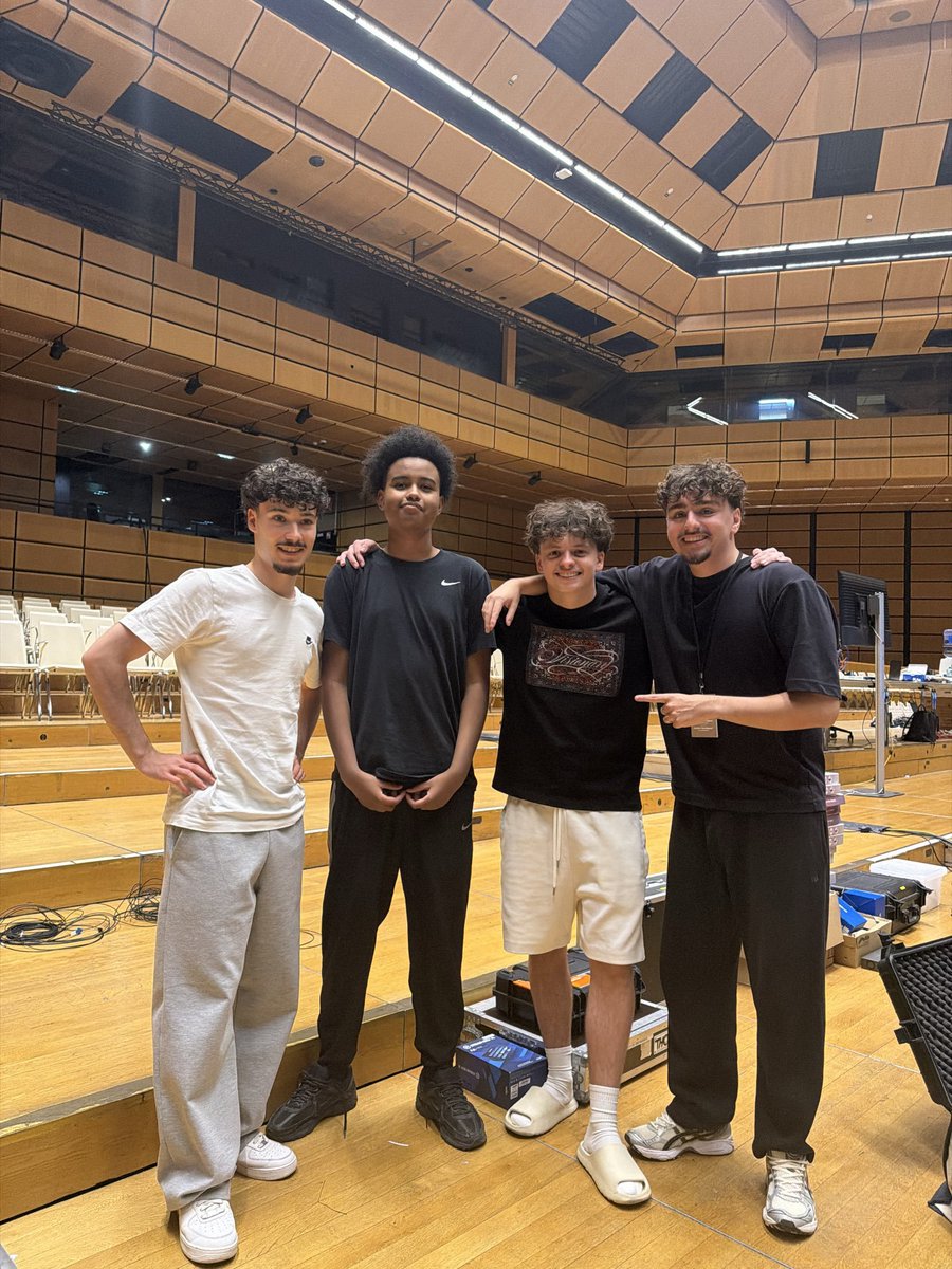 UltraOrchid's tweet photo. Après ça on va enfin les respecter 🤩🔥

🇫🇷 @nocifFN @izziFNBR @SeyytoFN 

#BloomOrchid🌺 https://t.co/Da931mNWw7