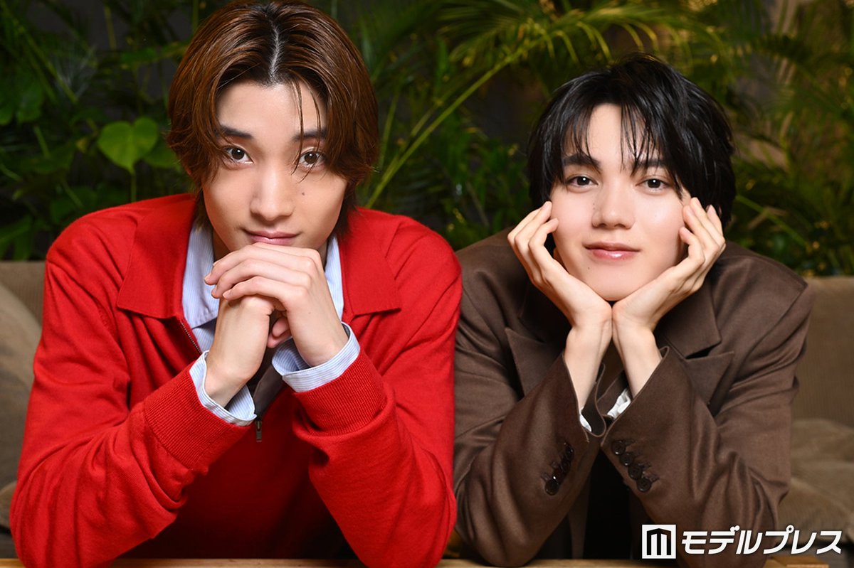 modelpress's tweet photo. 【「陽キャ集団」インタビュー後編】

原因は自分にある。小泉光咲、四坂亮翔を徹底検索 

「亮ちゃんが行っていたラーメン屋さんが、僕が好きなお店や、ずっと行きたいと思っていたお店だったんです。そこで『ラーメンのこと知ってくれてる！』と感じて嬉しくなりました。その話はどうしてもしたかったので、初日か2日目にはすぐ話題に出しました」
https://t.co/An1CJNbloZ

▫️顔合わせ初日に連絡先交換🤝

#陽キャ集団 @genjibu_sdr @dramaDiVEP_ytv